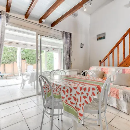 2 Bedroom Home For 6 Σπίτι διακοπών *